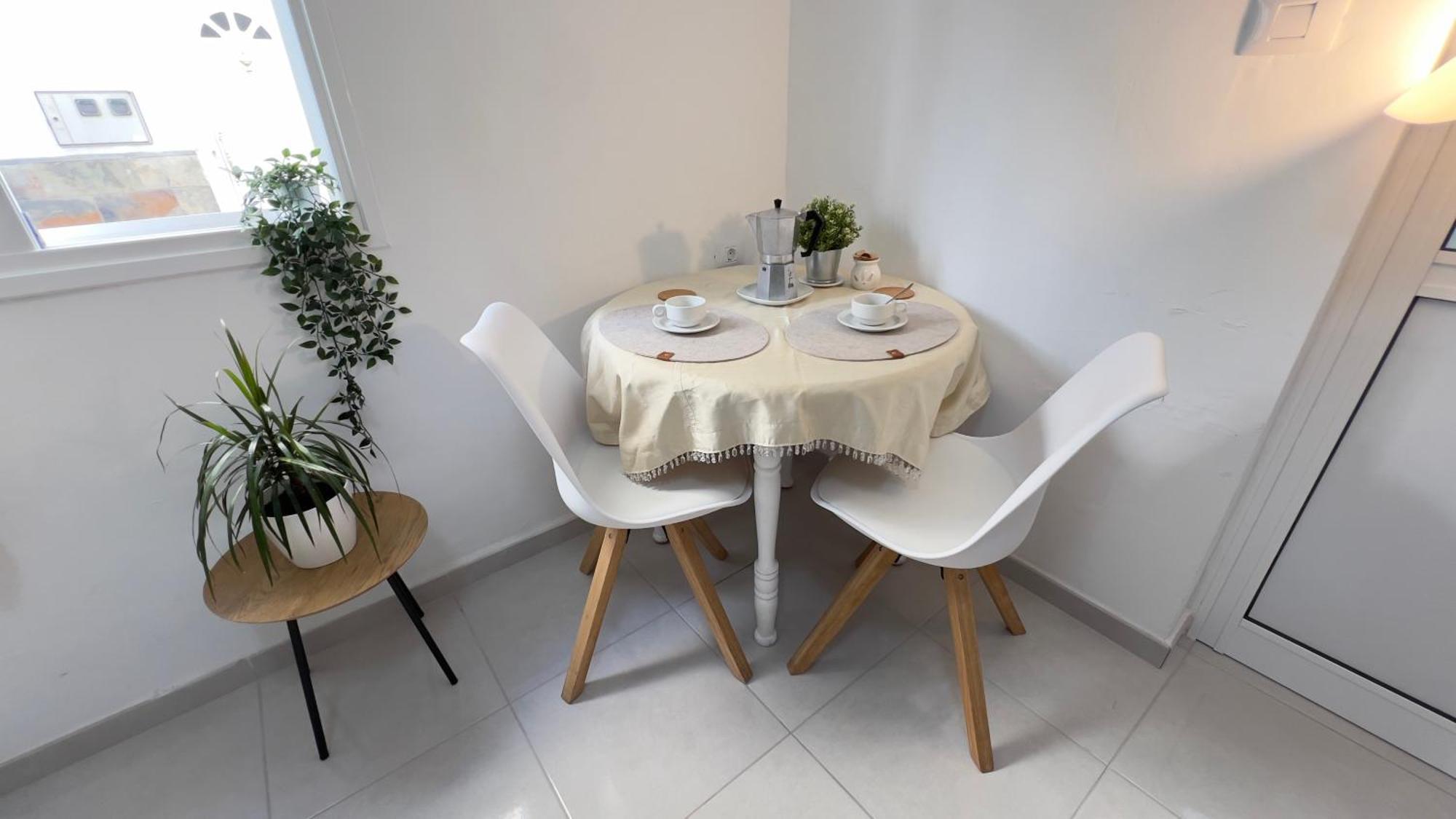 Alcamar Comfortable Apartment In The Center Of Alcala Exterior photo